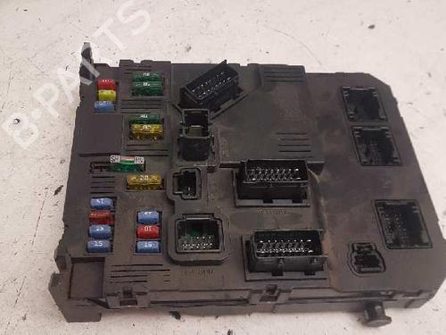 Sikringsdose PEUGEOT 407 (6D_) 2.0 (6DRFNB, 6DRFNE) (136 hp) 28997952