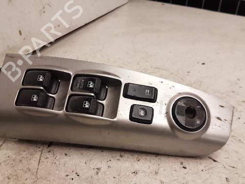 Used Left front window switch KIA SPORTAGE II (JE_, KM_) [2004-2011]  28987951