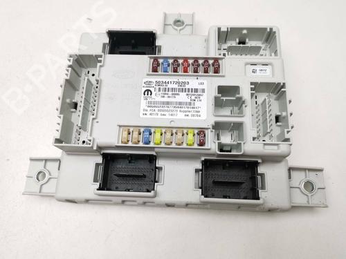 Used Fuse box Fuse box ALFA ROMEO GIULIA (952_) 2.2 D (952AEM250, 952AEA250) (150 hp) 39944039 39944039