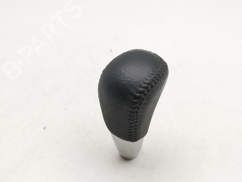 Used Shift knob MITSUBISHI OUTLANDER III (GG_W, GF_W, ZJ, ZL, ZK) 2.0 4WD (GF7W) (150 hp) 28978829