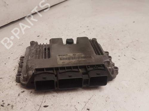 Used Engine control unit (ECU) RENAULT SCÉNIC II (JM0/1_) [2003-2010]  28990963