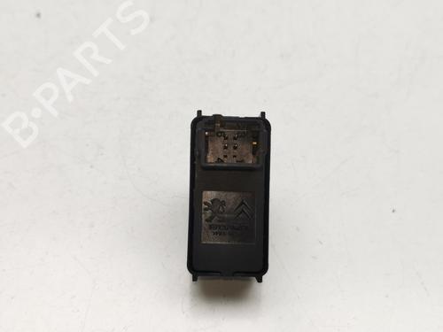 Used Left rear window switch Left rear window switch 39444601 39444601