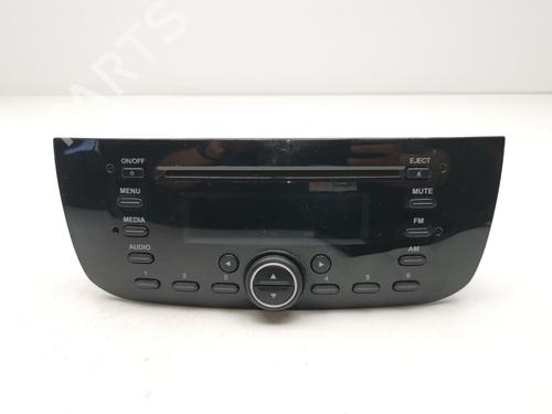 radio-fiat-punto-evo-199_-2008-36469858 main image