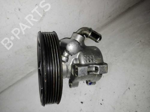 Used Steering pump CITROËN XSARA (N1) 1.9 TD (90 hp) 28981658