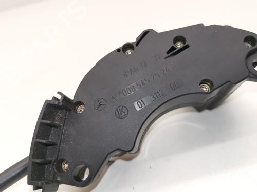 Switch MERCEDES-BENZ E-CLASS (W211)  | BP28981402I30 