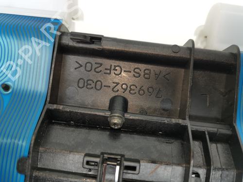 Cockpit TOYOTA PRIUS Liftback (_W2_) 1.5 Hybrid (NHW20_, NHW20R) | BP28995489C47 