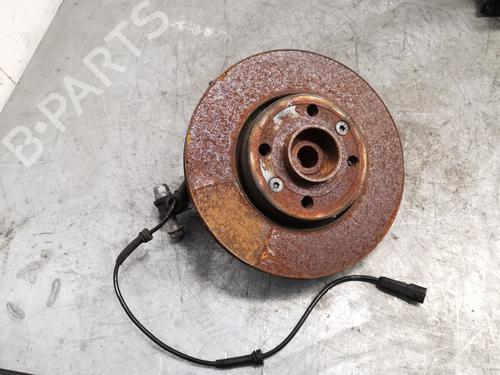 Used Left front steering knuckle RENAULT CAPTUR I (J5_, H5_) [2013-2025]  29565690