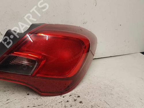 Højre baglygte OPEL CORSA E (X15) 1.3 CDTI (08, 68) (75 hp) 28991472