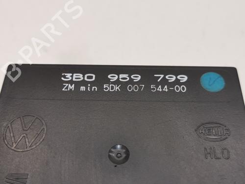 Module électronique VW PASSAT B5.5 (3B3)  | BP28982876M83 