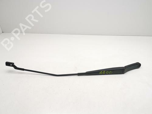 front-windshield-wiper-arm-seat-ateca-kh7-khp-2016-33818008 main image