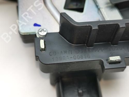 Zamek klapy tylnej / bagażnika KIA CEED (CD) | BP30568449C101