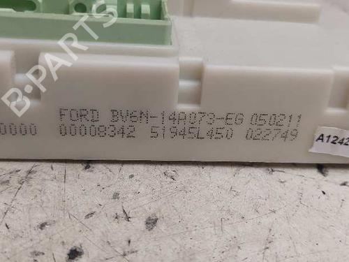 Fuse box FORD FOCUS III | BP28992134E1