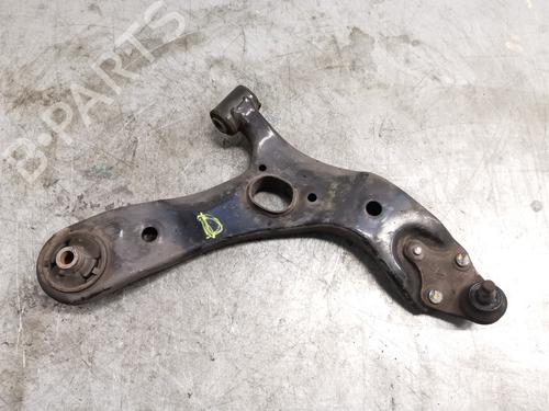 Used Right front suspension arm TOYOTA AVENSIS Saloon (_T27_) 2.0 D-4D (ADT270_, ADT270R) (124 hp) 31716404
