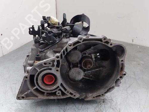 Used Gearbox HYUNDAI TUCSON (JM) [2004-2019]  28996529