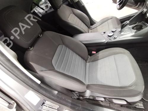 Used Right front seat Right front seat 36785624 36785624