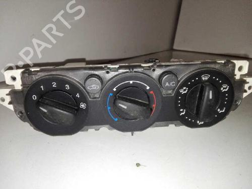 AC-Styringsenhed/Manøvreenhed FORD FOCUS C-MAX (DM2) [2003-2007]  28981625