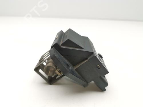 Used Heater resistor Heater resistor CITROËN C3 AIRCROSS II (2R_, 2C_) 1.2 PureTech 110 (2RHNZB, 2RHNZW, 2RHNPX, 2RHNPJ) (110 hp) 39444381 39444381