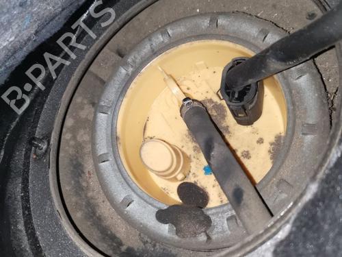 Used Fuel pump BMW 3 Compact (E46) 320 td (150 hp) 28980865