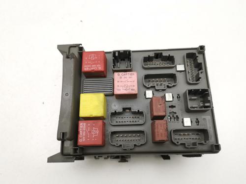 Used Fuse box RENAULT LAGUNA II (BG0/1_) [2001-2007]  28997529
