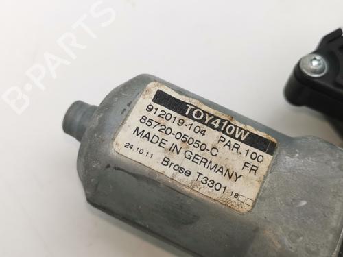 Front left window mechanism TOYOTA AVENSIS Saloon (_T27_) 2.0 D-4D (ADT270_, ADT270R) | BP31713072C22