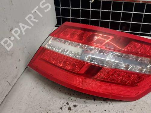 Used Right taillight MERCEDES-BENZ E-CLASS (W212) [2009-2016]  28994596