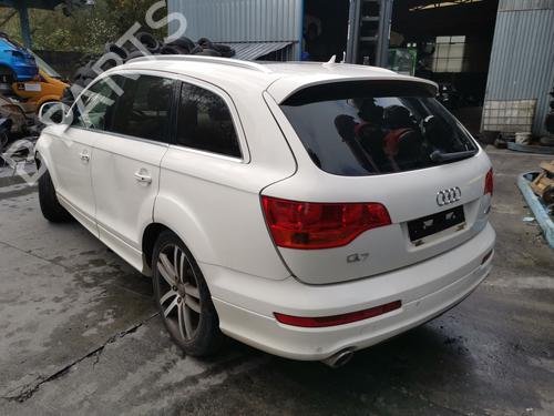 Boot lining AUDI Q7 (4LB) | BP30156776I3