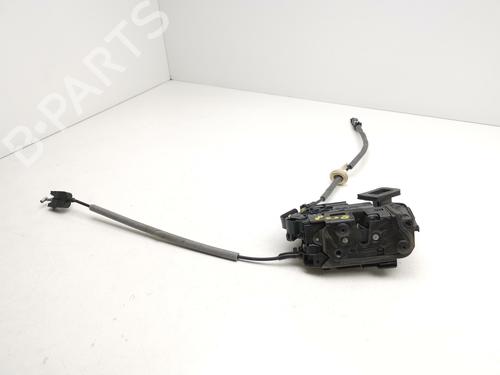 front-right-lock-vw-golf-alltrack-vii-variant-ba5-bv5-2014-2015-2016-2017-2018-2019-2020-39436613 main image