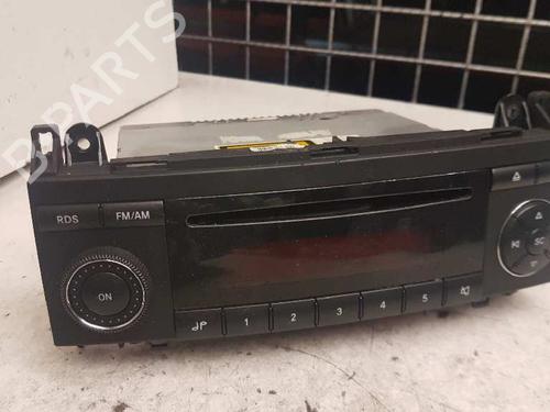 Used Radio MERCEDES-BENZ A-CLASS (W169) A 180 CDI (169.007, 169.307) (109 hp) 28987751