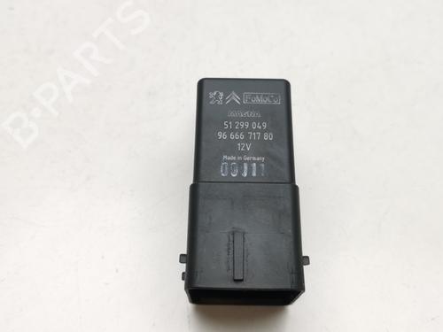 Used Electronic module Electronic module PEUGEOT 3008 I MPV (0U_) 1.6 HDi (112 hp) 39444549 39444549
