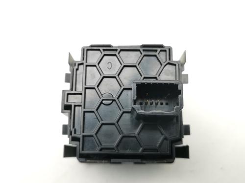 Headlight switch RENAULT CAPTUR I (J5_, H5_) | BP31721200I24