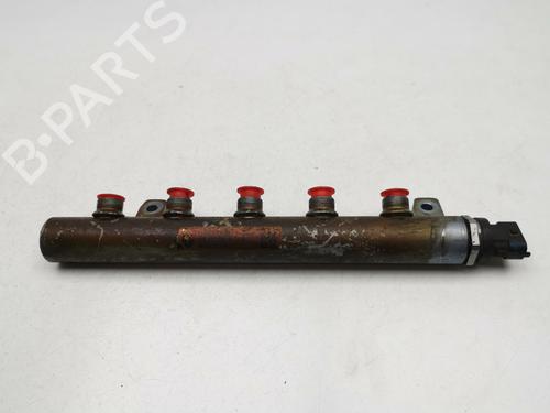 Used Injection rail Injection rail RENAULT TRAFIC III Van (FG_) [2014-2026] 34395213 34395213