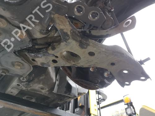 Used Left front suspension arm TOYOTA AURIS (_E18_) 1.4 D-4D (NDE180_, NDE180R) (90 hp) 28985172