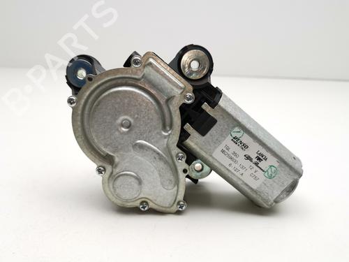 Used Rear wiper motor FIAT 500 (312_) 1.2 (312AXA1A) (69 hp) 28984874