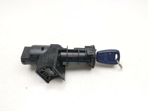 Used Electronic module Electronic module FIAT PUNTO Hatchback Van (188_) 1.2 60 (60 hp) 33885653 33885653