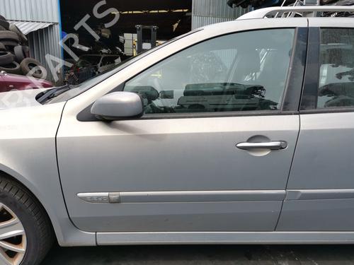 Used Left front door RENAULT LAGUNA II Grandtour (KG0/1_) 2.2 dCi (KG0F, KG1N) (140 hp) 28987427