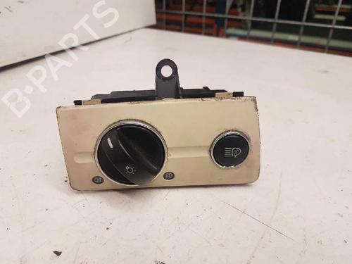 Used Headlight switch MERCEDES-BENZ E-CLASS (W211) E 320 CDI 4-matic (211.089) (224 hp) 28984351