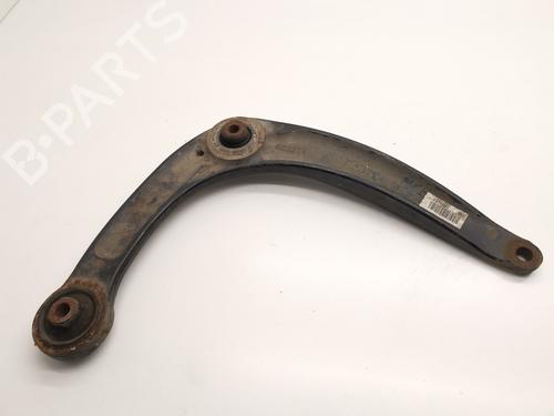 Used Right front suspension arm PEUGEOT 308 I (4A_, 4C_) [2007-2016]  28981017