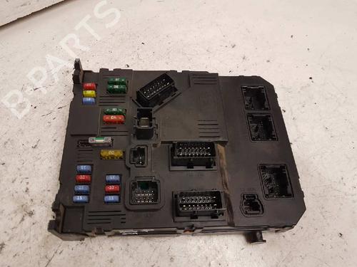 Sikringsdose PEUGEOT 206 Hatchback (2A/C) 1.4 HDi eco 70 (68 hp) 28983398