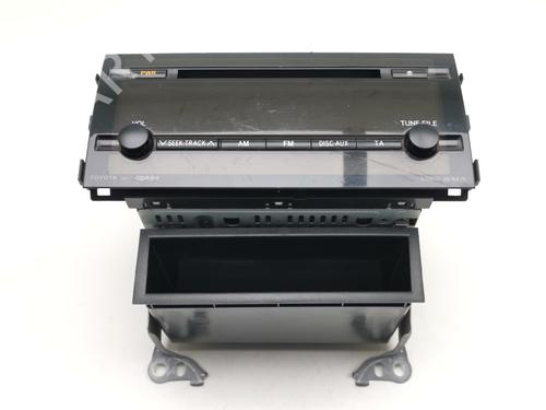 Used Radio TOYOTA PRIUS Liftback (_W2_) 1.5 Hybrid (NHW20_, NHW20R) (112 hp) 28987560