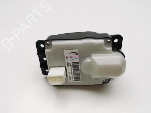 Switch INFINITI Q50 50 D | BP39440204I30 - Image 3