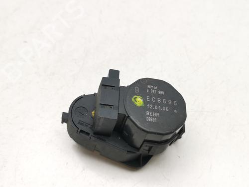 Used Electronic module BMW 5 (E60) 520 d (163 hp) 29120902