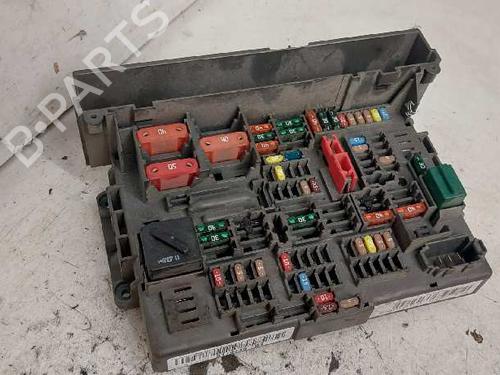 Used Fuse box BMW 3 Coupe (E92) 320 d (177 hp) 28992207
