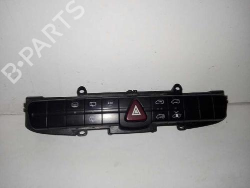 Used Warning switch MERCEDES-BENZ VITO Bus (W639) 111 CDI (639.701, 639.703, 639.705) (109 hp) 28984156