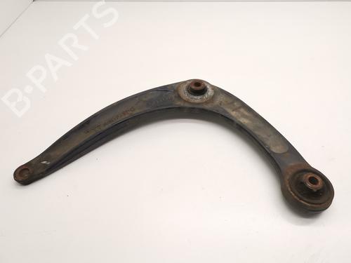 Used Left front suspension arm PEUGEOT 308 I (4A_, 4C_) [2007-2016]  28981012