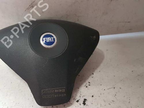 Used Driver airbag FIAT STILO (192_) 1.9 D Multijet (150 hp) 28998283