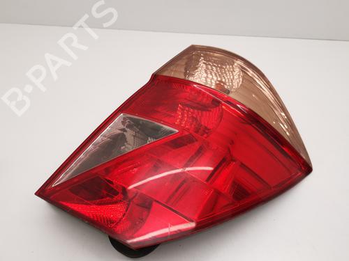 Høyre baklys HONDA FR-V (BE) 2.2 i CTDi (BE5) (140 hp) 28989476
