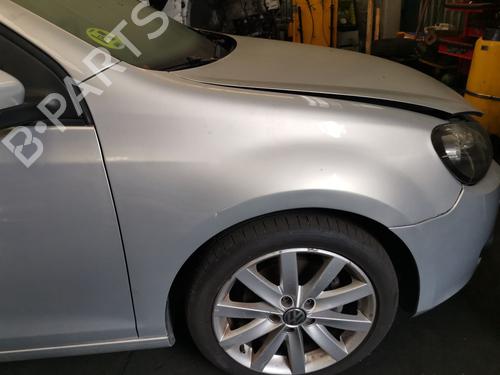 Used Right front fenders VW GOLF VI (5K1) [2008-2014]  29748840