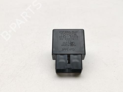 Used Electronic module TOYOTA AVENSIS Saloon (_T27_) 2.0 D-4D (ADT270_, ADT270R) (124 hp) 31686352
