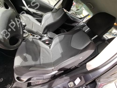 Used Left front seat Left front seat PEUGEOT 308 I (4A_, 4C_) 1.6 16V (120 hp) 40216831 40216831