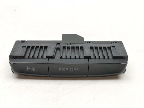 switch-audi-a4-allroad-b8-8kh-2009-2010-2011-2012-2013-2014-2015-2016-2017-39437675 main image